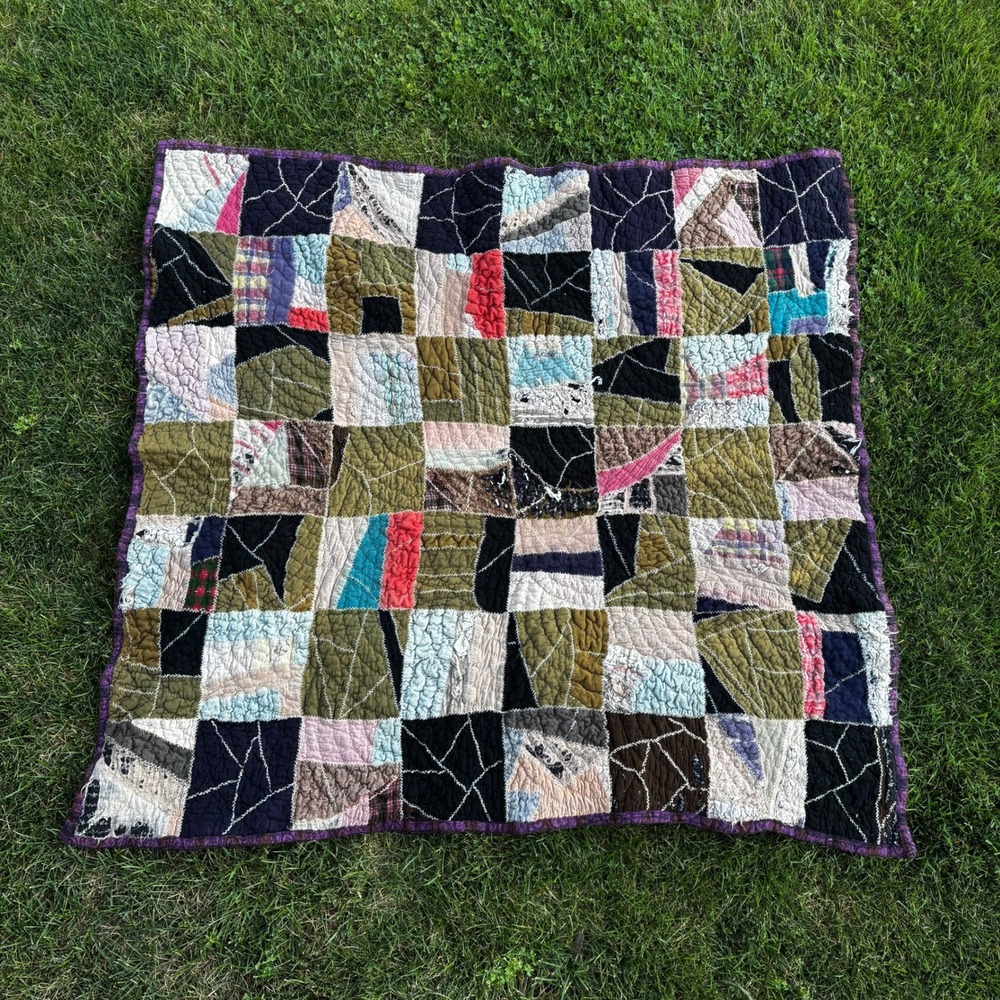 Vintage Handmade Crazy Quilt Patchwork Wool Flannel Lap Blanket Folk Art 46x52